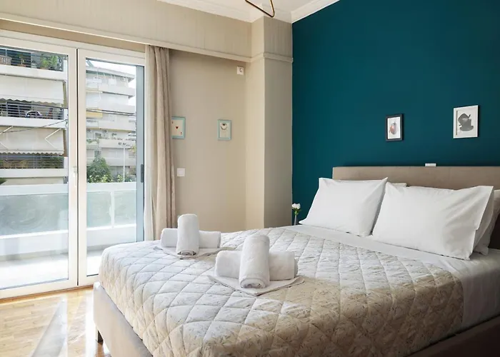 Comfort & Relax Apartment In Athens Riviera